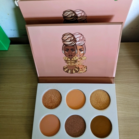 Juvia's Place The Nudes - Picture 1 of 3